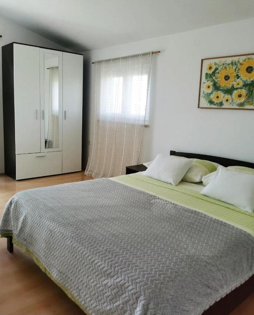 וודיצה Apartman Skroza מראה חיצוני תמונה